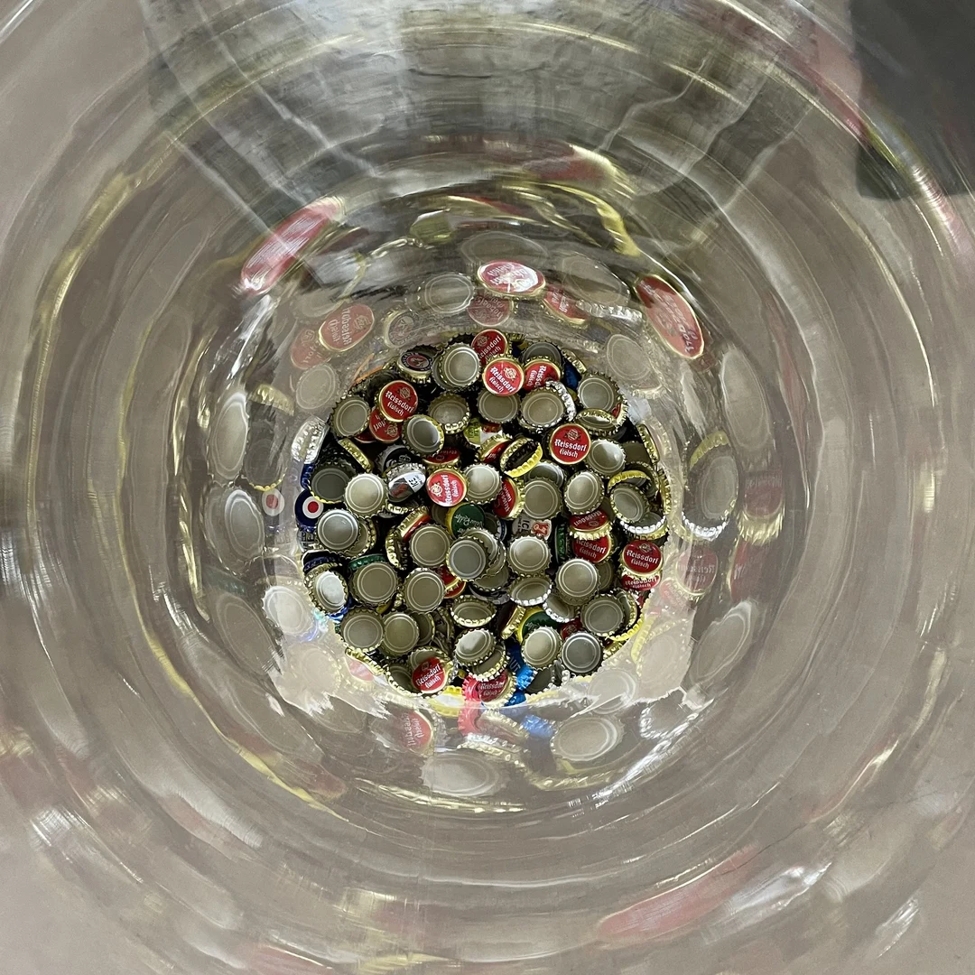 Kronkorken_2_copyright Esther Martin.jpg