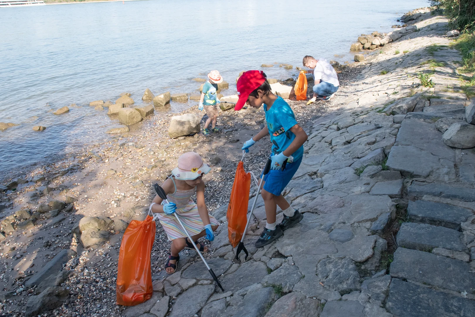 RHINE_CLEANUP-23_BFRO_063_a.JPG