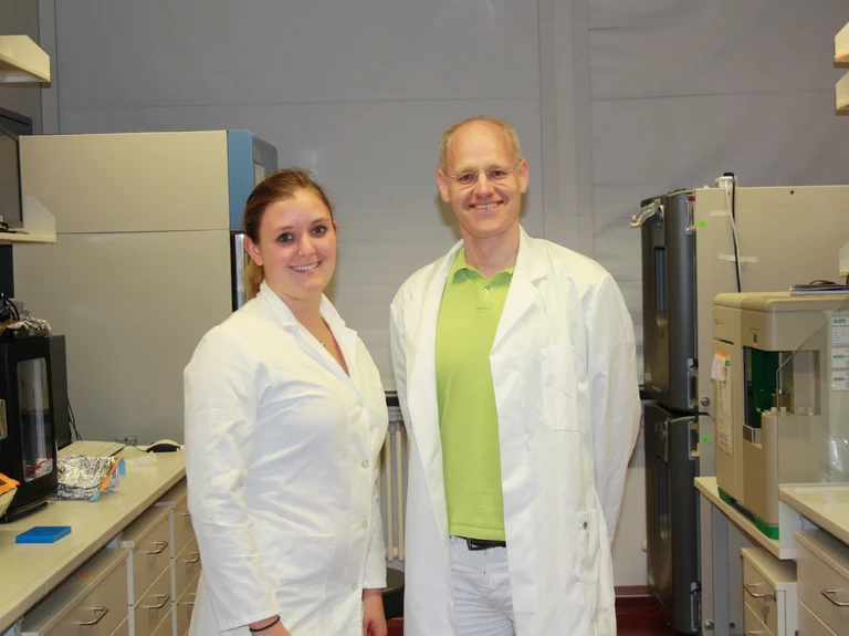 Jennifer Kaiser and Prof. Dr. Andreas Möglich