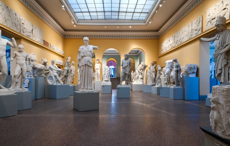 Complete Refurbishment of the Academic Museum of Art