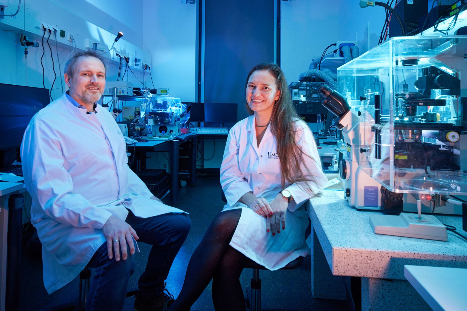 Biotechnologist Professor Volker Busskamp and immunologist Professor Elvira Mass: