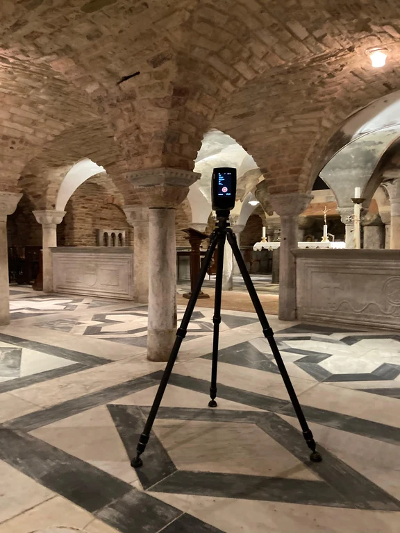 The laser scan and photographs are turned into a 3D model. Photo: BCDH/M. Lang (By the kind permission of the Procuratoria of St. Mark)